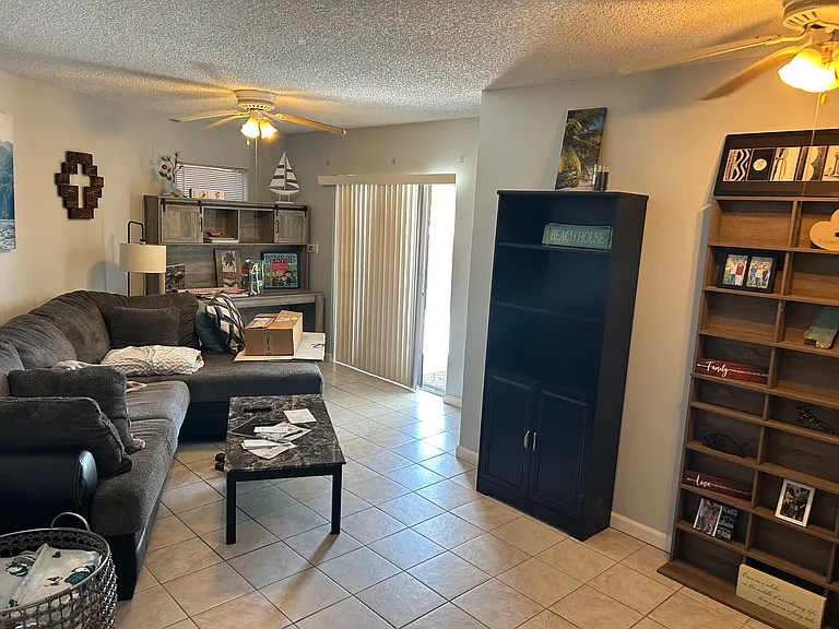 52 Coral Dr — Photo 7