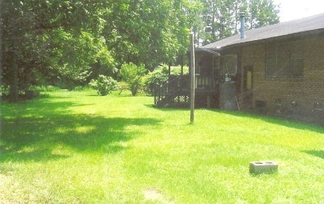 2nd image of 404 Cedarwood Ct
