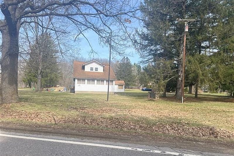 1st image of 2855 E Coon Lake Rd