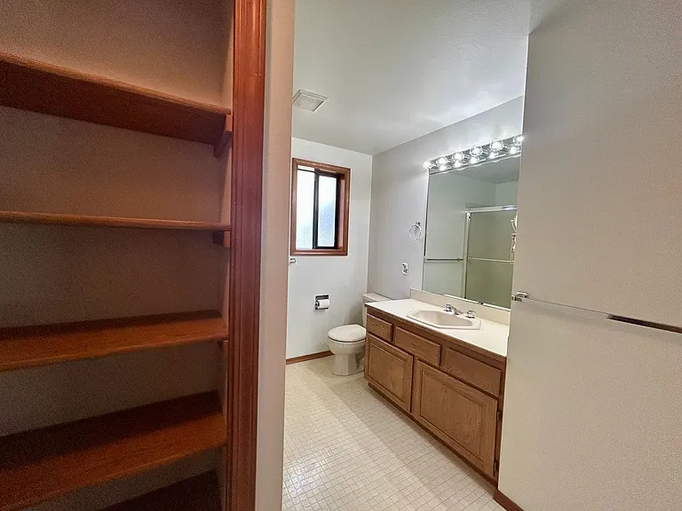 12371 Rainier Dr — Photo 17