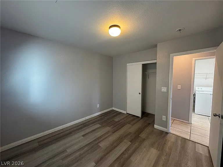 11695 Tierney Creek Dr — Photo 9