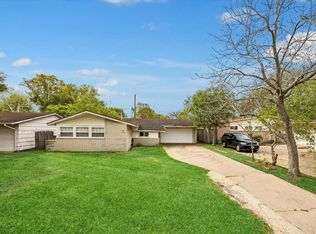 6821 Leader St, Houston, TX 77074