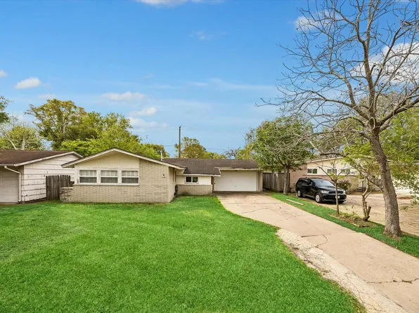 6821 Leader St, Houston, TX 77074