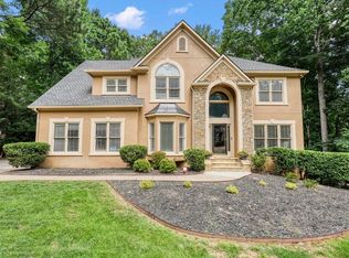 1038 Longwood Dr, Woodstock, GA 30189