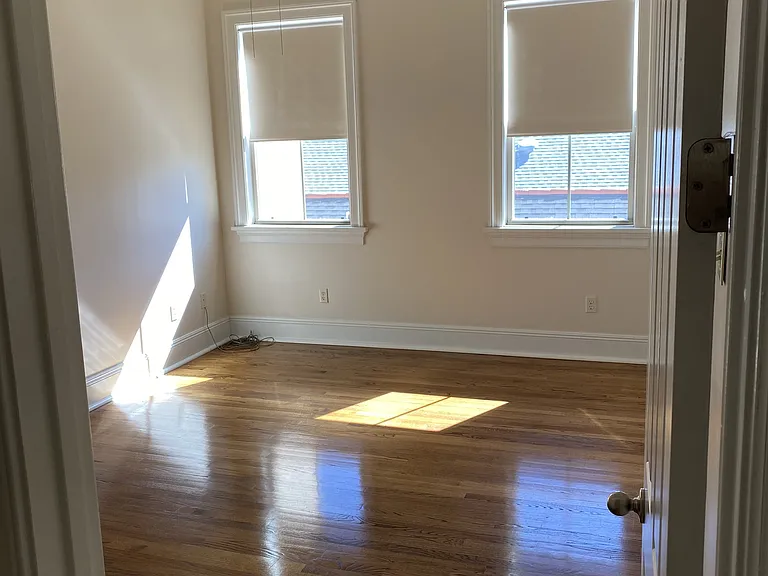 5610 Annunciation St — Photo 17