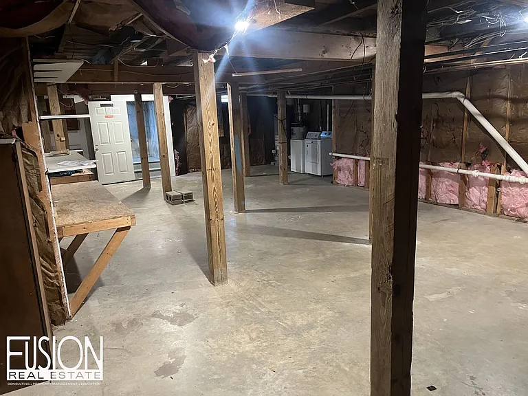 340 Manhattan Dr — Photo 40