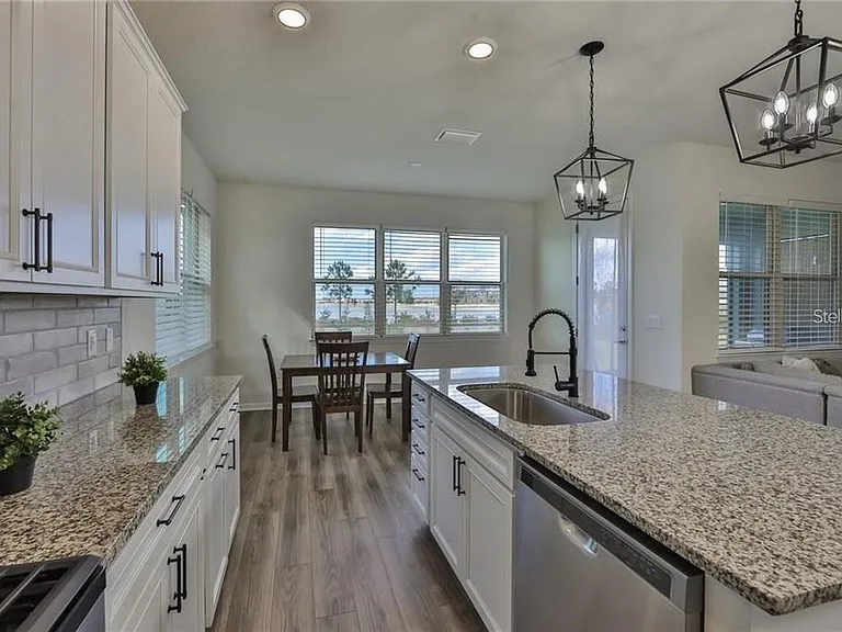 3323 Monroe Meadows Dr — Photo 9