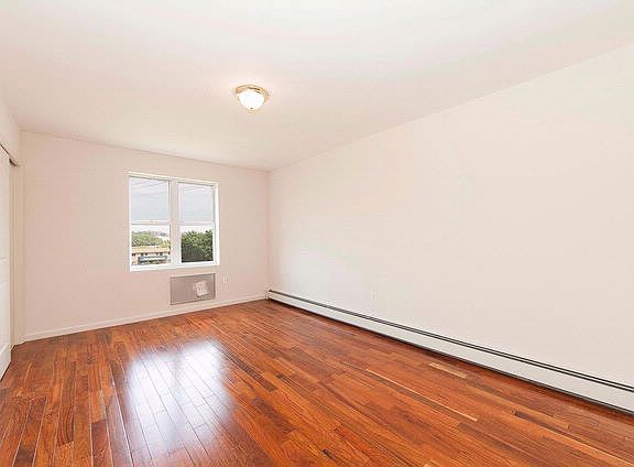4th image of 5229 84th St #1