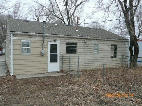 3rd image of 5029 Ottawa St
