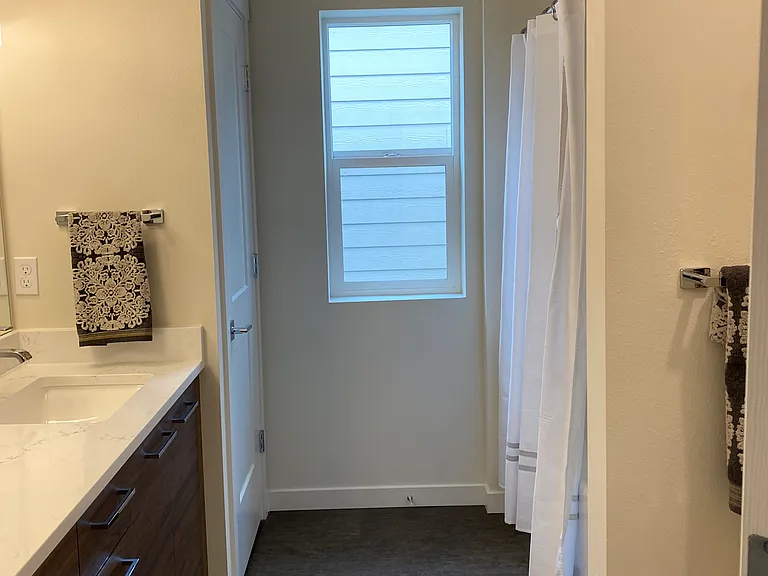 130 Wallace Way NW — Photo 11