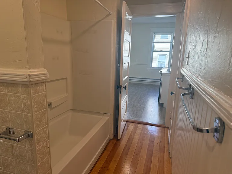 95 Courtland St #2 — Photo 12