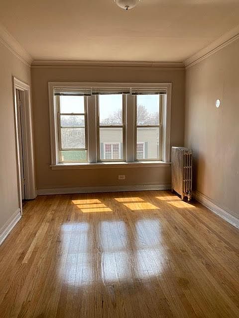 1st image of 3581 N Milwaukee Ave