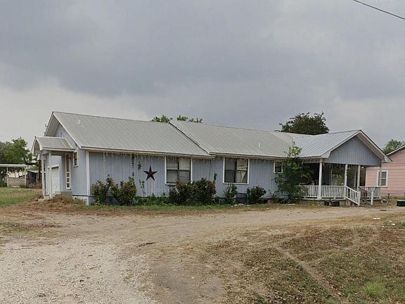 4th image of 1603 Hackberry St