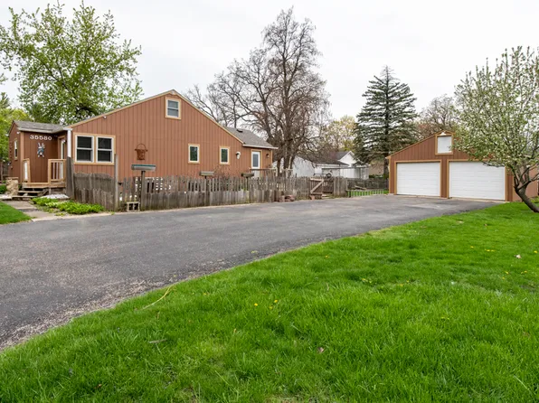 35580 N Sunnyside Ave, Ingleside, IL 60041