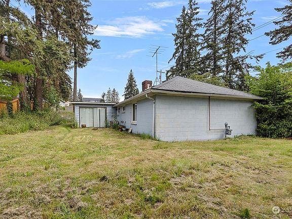 3rd image of 23906 56th Avenue W