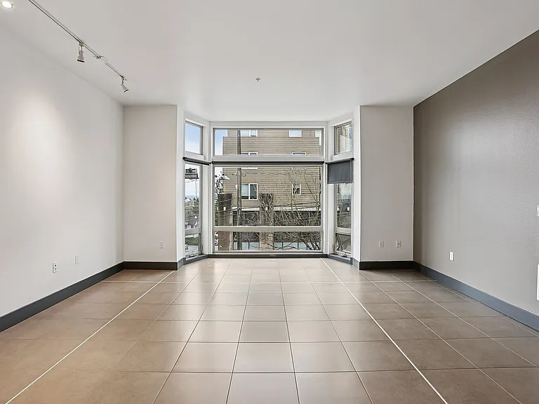 Lawrence Lofts — Photo 14
