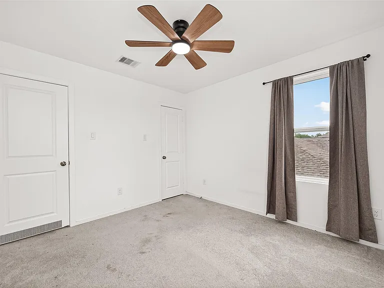 18634 Scopello Dr — Photo 33