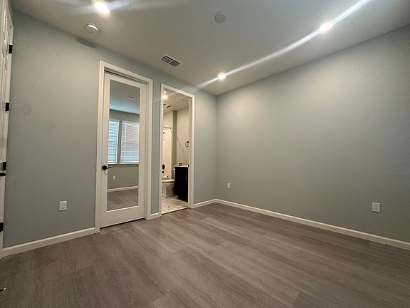 5th image of 6996 Stags Leap Ln
