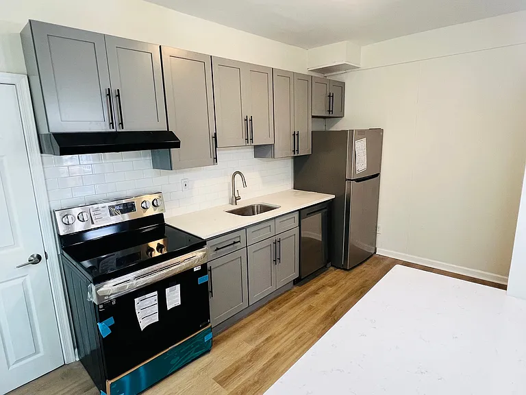 117 Wayne Ave #MAIN — Photo 5