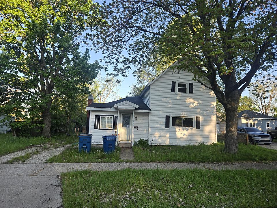 1st image of 449 Boon St