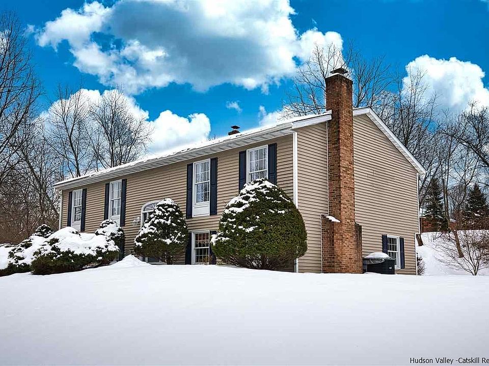 1st image of 184 Windsor Dr