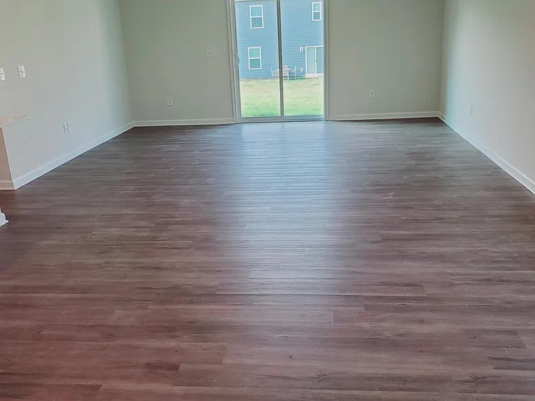 1200 Roundhill Ct — Photo 3