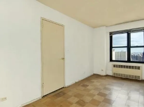 268 East Broadway image 1 of 5