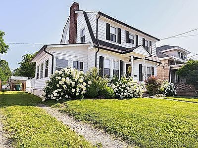 2nd image of 55 Tebbs Ave