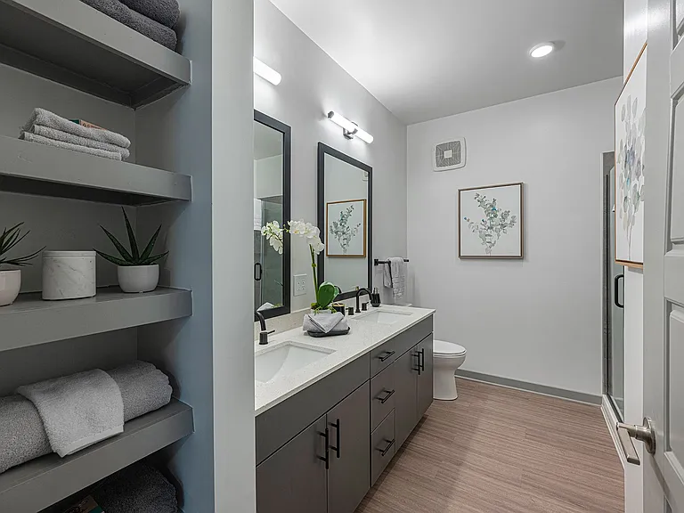 Populus Waterside Apartments — Photo 30