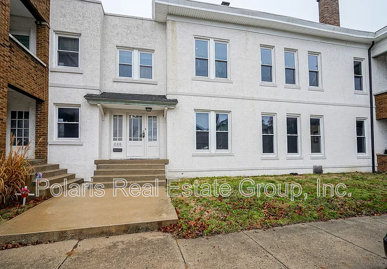 208 W Williams St — Photo 1