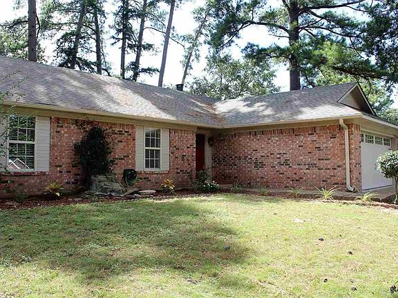 2nd image of 19033 Pinedale Cir