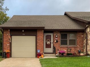 114 S Ryans Way, Saint Joseph, MO 64506