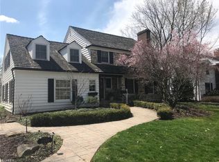 21180 Sydenham Rd, Shaker Heights, OH 44122