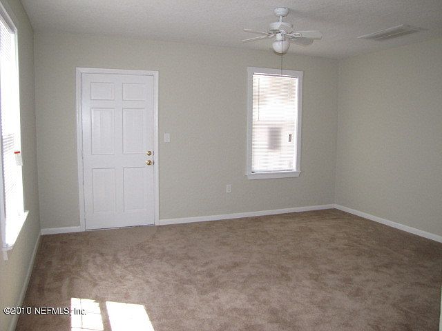 1st image of 6031 Lynnwood Ave