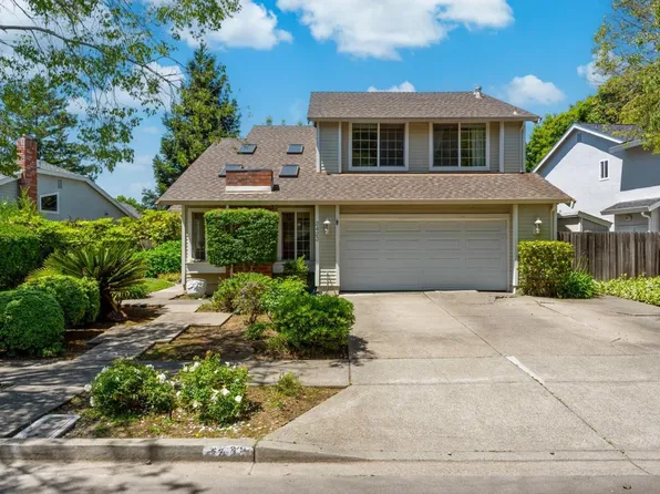 2423 Shoreline Drive, Napa, CA 94558
