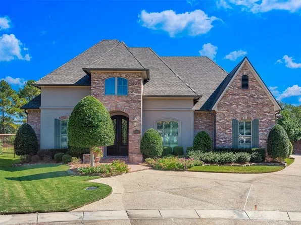 205 Summertree Ct, Bossier City, LA 71111