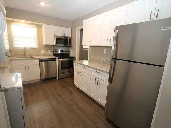 5th image of 216 N Hollywood St APT 6
