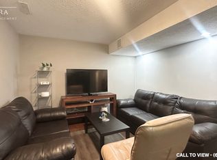 1725 Mickleborough Dr #2, London, ON N6G 5R7