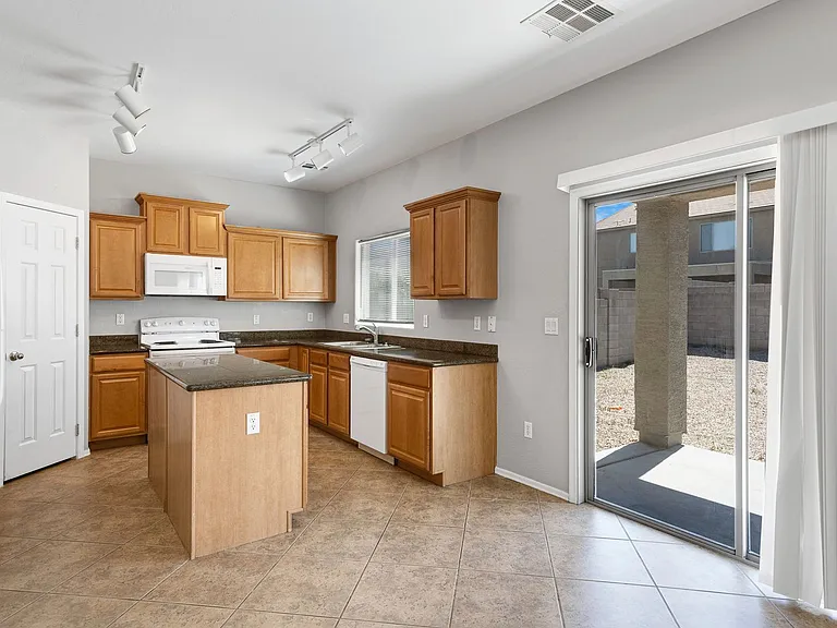 2725 W Jasper Butte Dr — Photo 9