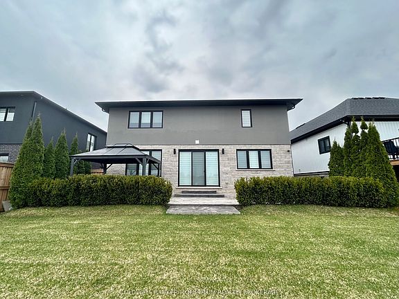3rd image of 2864 Arrowsmith Ct