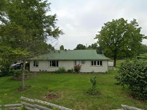 445 Union B Rd, Monterey, TN 38574