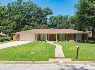 1906 Mary Jane Dr, Longview, TX 75601