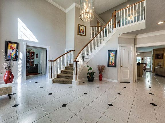 2nd image of 19906 Sky Hollow Ln