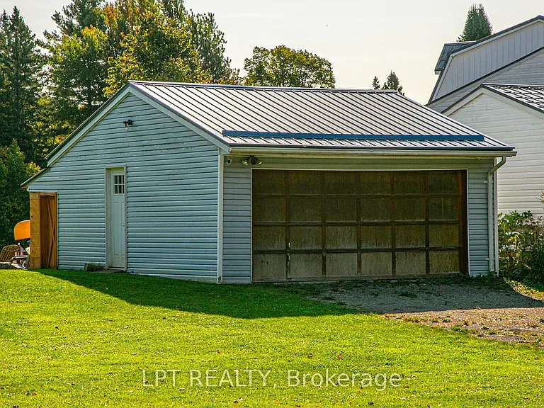 223 Shuttleworth Rd — Photo 18