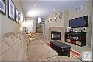 4th image of 4 Fairfield