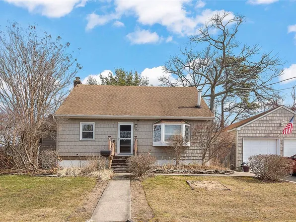 1 W 23rd Street, Deer Park, NY 11729