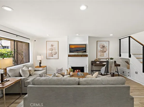 4 Riptide Ct, Newport Beach, CA 92663