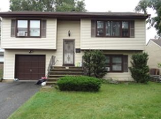33 Veranda Ave, Little Falls, NJ 07424