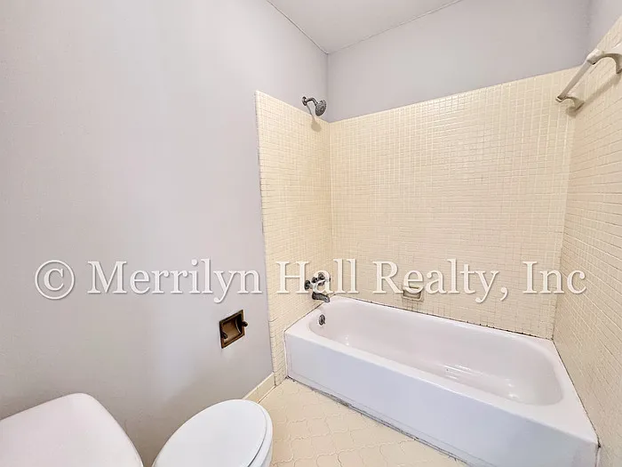 122 Jefferson Pl — Photo 12