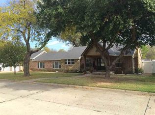 704 P St SW, Ardmore, OK 73401